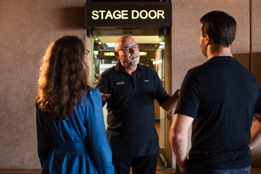 Sydney: Sydney Opera House VIP Backstage Tour and Breakfast - Breakfast in the Green Room