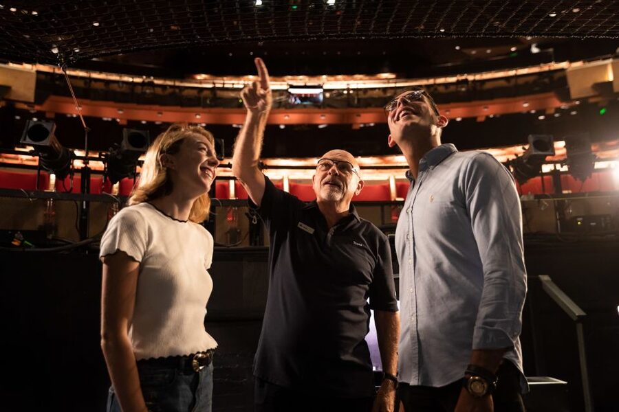 Sydney: Sydney Opera House VIP Backstage Tour and Breakfast - Who should book this backstage tour?