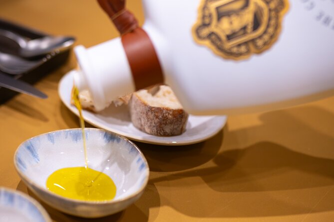 Symphony of Flavors - Corfu Old Town Food and Olive Oil Tasting - Bitter orange salad shows how oil joins flavors