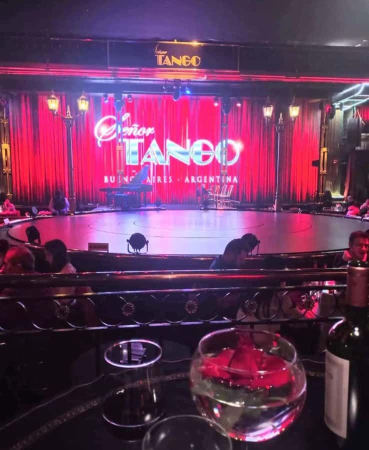 Tango Show at Señor Tango - Dinner, drinks, and the value of the package