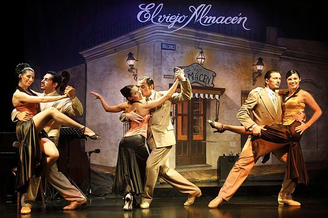 Tango Show: "El Viejo Almacén" - The evening begins in San Telmo
