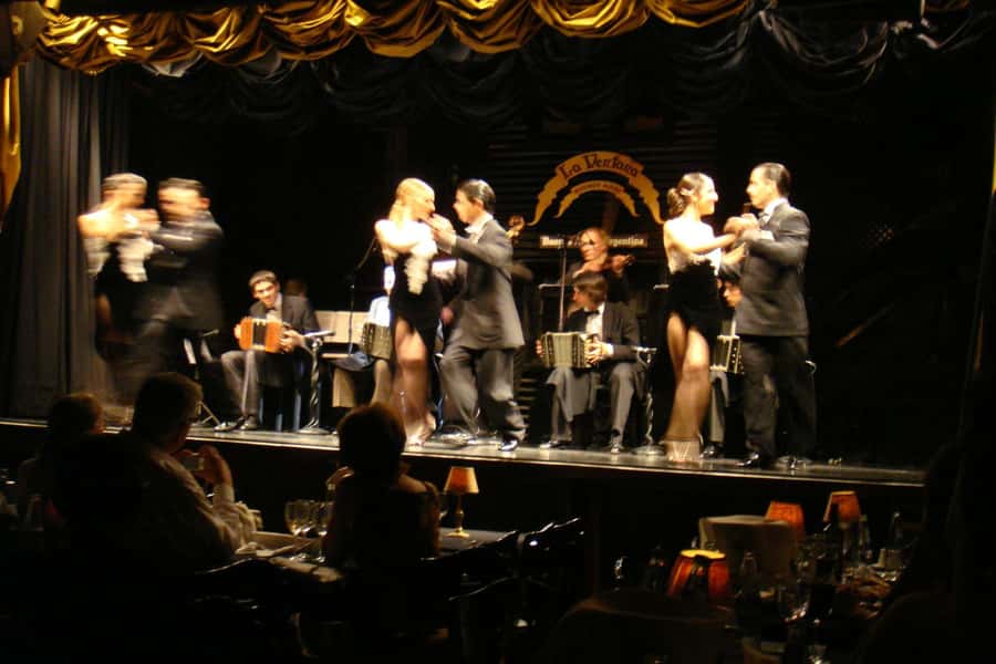 Tango show in La Ventana with optional Dinner - Entering La Ventana in San Telmo
