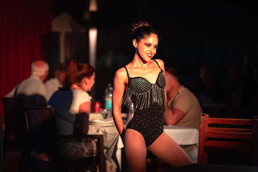 Tenerife : Musical show "the wild south" with dinner and transfer - Who will get the most from this evening