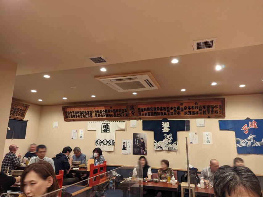 Tokyo: Traditional Asakusa Music Show with Dinner - How the guide shapes the evening