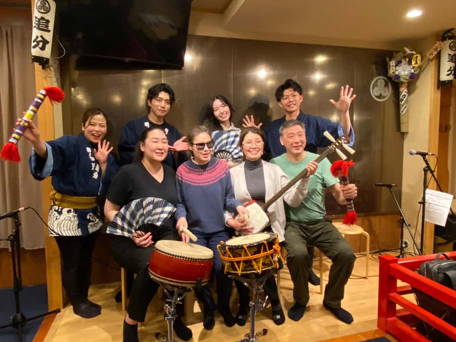 Tokyo: Traditional Asakusa Music Show with Dinner - Timing, meeting point, and practical planning