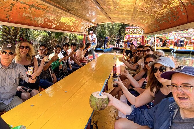 Trajinera Party at Xochimilco with Drinks, Mariachi & Snacks - Mariachi, dancing, and the music question