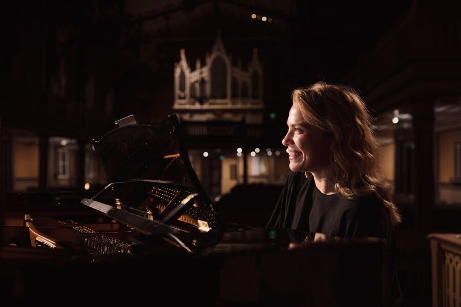 Tromsø: Midnight Concert Ticket at the Tromsø Cathedral - The church is part of the performance