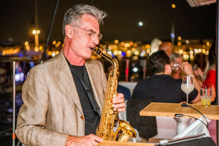 Venice: Catamaran Sunset Jazz Cruise with Aperitivo - Boarding a spacious catamaran