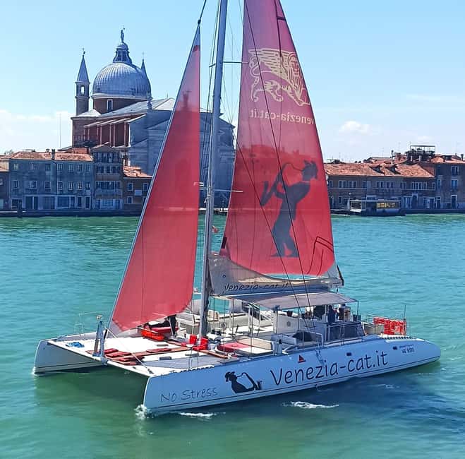 Venice: Golden Hour Cruise with Classical Music & Cocktail - Why a Venice sunset cruise works so well