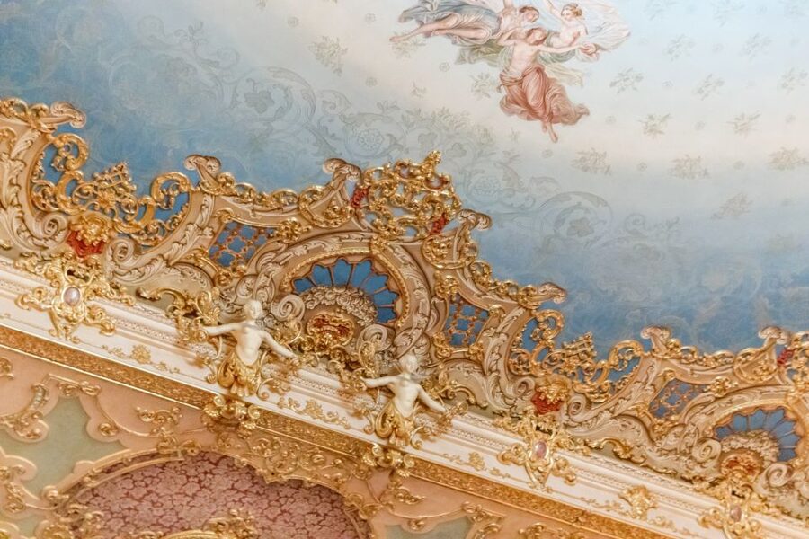 Venice: La Fenice Opera House Entry Ticket with Audio Guide - Small drawbacks to plan around