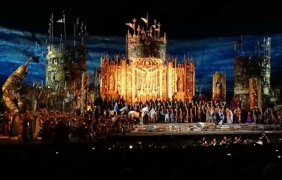 Verona: Arena di Verona Opera Ticket - Who will enjoy this most
