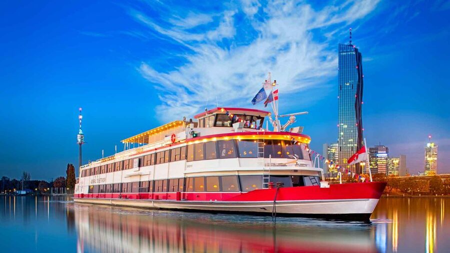 Vienna: 3.5-Hour Danube Cruise with Live Music & BBQ Buffet - Should you book the MS Admiral Tegetthoff cruise?