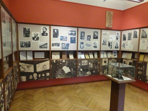Vienna: Freud, Mozart & Beethoven Exploration Game - Starting at St. Stephen’s Cathedral