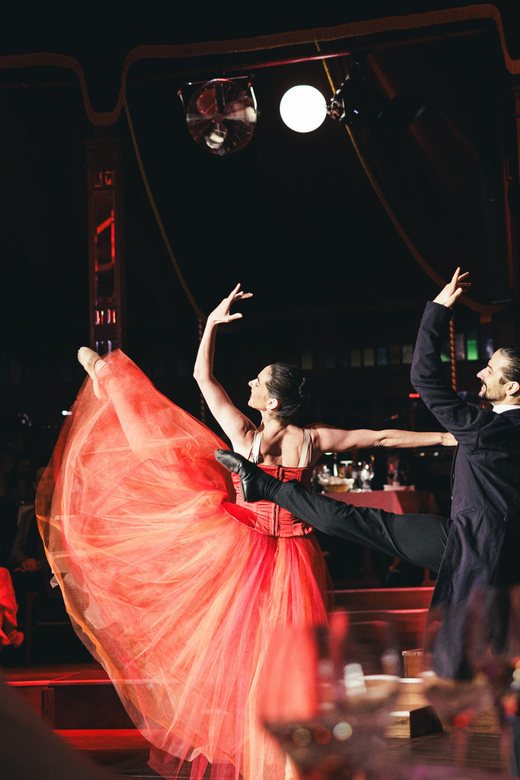 Vienna: Johann Strauss Dinner Show at the Prater - The second act: soprano, ballet, and visual storytelling