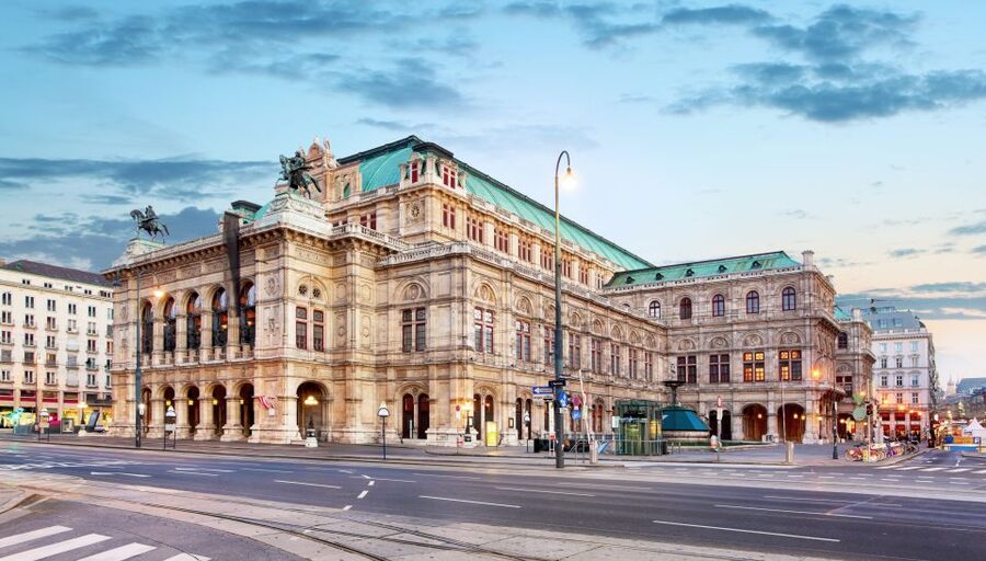 Vienna: Mozart, Beethoven, & Strauss Private Tour - House of Music: the tour’s hands-on finish