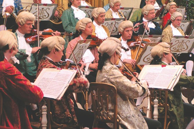 Vienna Mozart Concert in Historical Costumes at the Musikverein - Dress, comfort, and audience manners