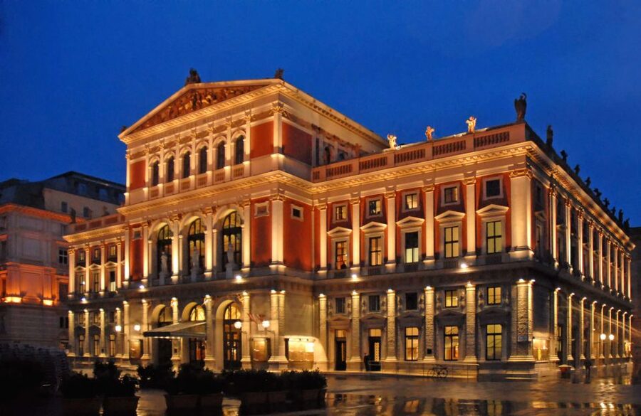 Vienna: Mozart Concert in the Brahms-Saal - The Brahms-Saal and the Musikverein setting