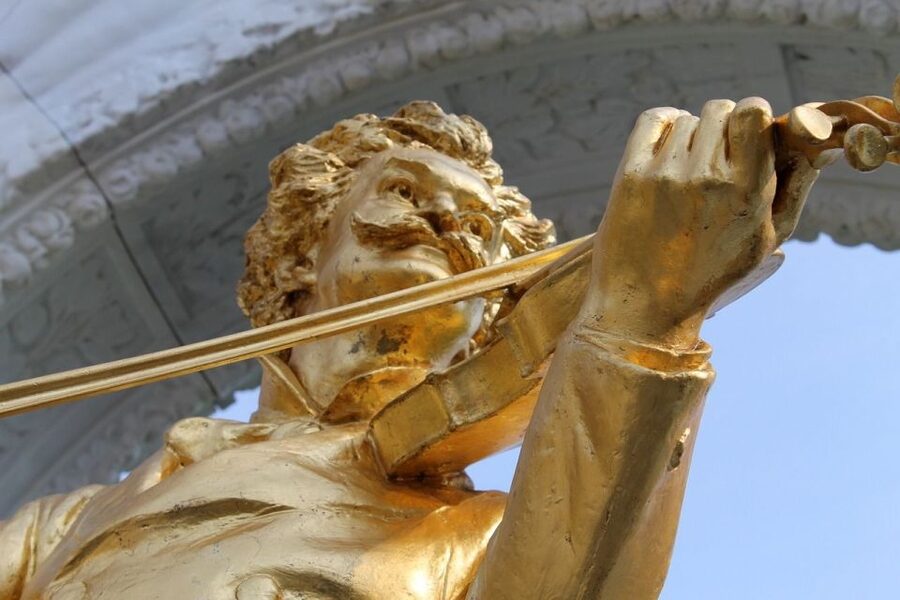 Vienna Private Walking Tour including State Opera - Is $323 a fair price?