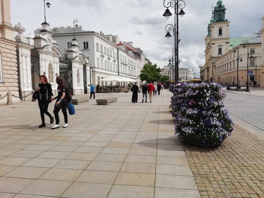 Warsaw: 2-Hour Chopin's Life Walking Tour - Saxon Garden and the feel of nineteenth-century Warsaw