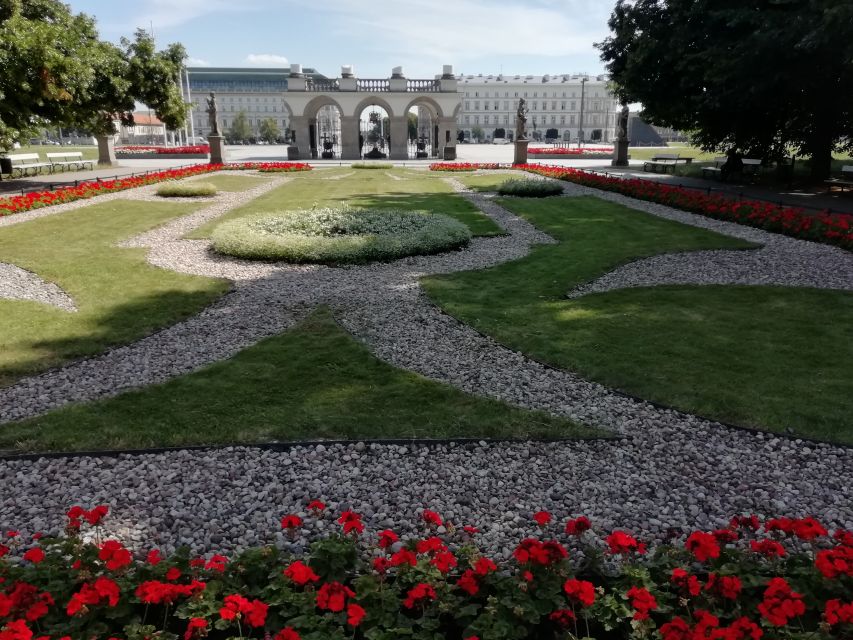 Warsaw: 2-Hour Chopin's Life Walking Tour - Listening to Chopin along the route