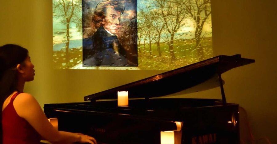 Warsaw Concert: Chopin – Painted by Candlelights with Wine - The first minutes inside the salon
