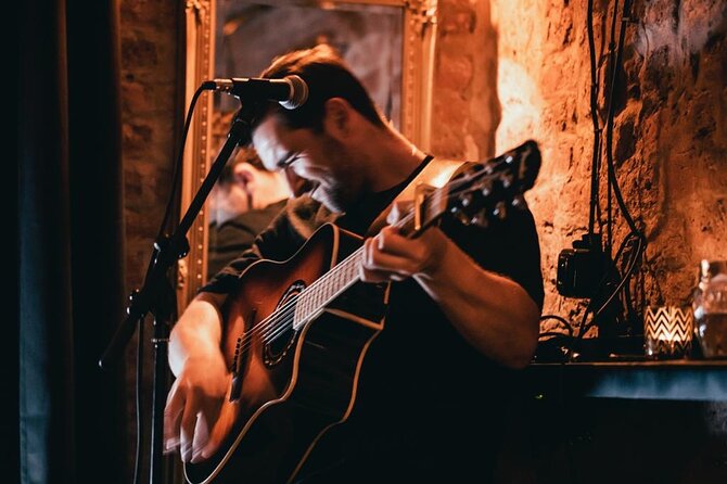 Wednesday Night Live Music and Cocktails Ticket in Kontakt Bar - A late acoustic set in central Prague