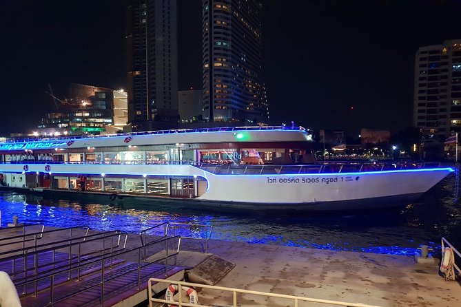 White Orchid Dinner Cruise from Bangkok with Pickup & Live Music - Boarding the White Orchid at 7:45 pm
