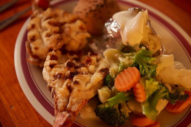 Your Romantic Dinner in Cancun, includes national open bar and live music - Drinks, saxophone, and the evening mood